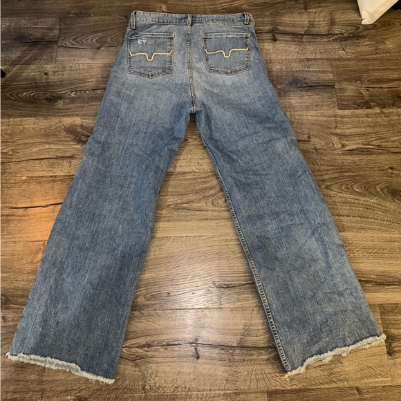 Lightwash Kimes Olivia Jeans - Picture 4 of 4